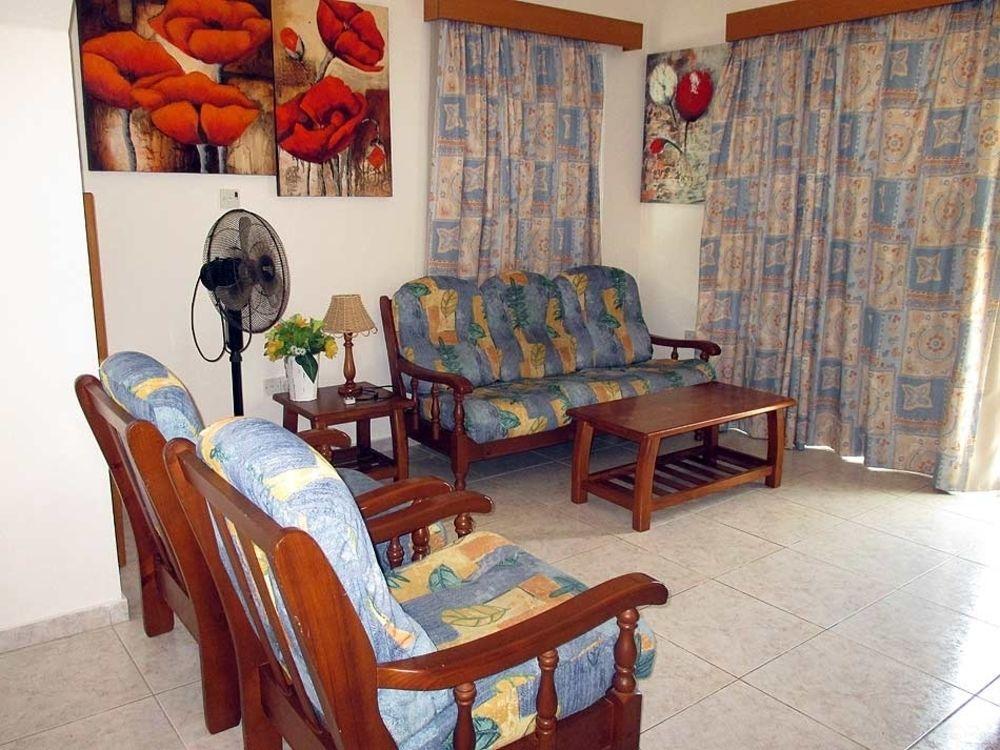 Rododafni Villas Klorakas Exteriér fotografie