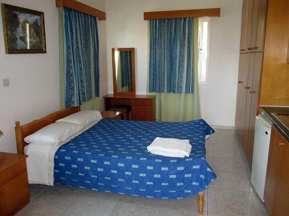 Rododafni Villas Klorakas Exteriér fotografie