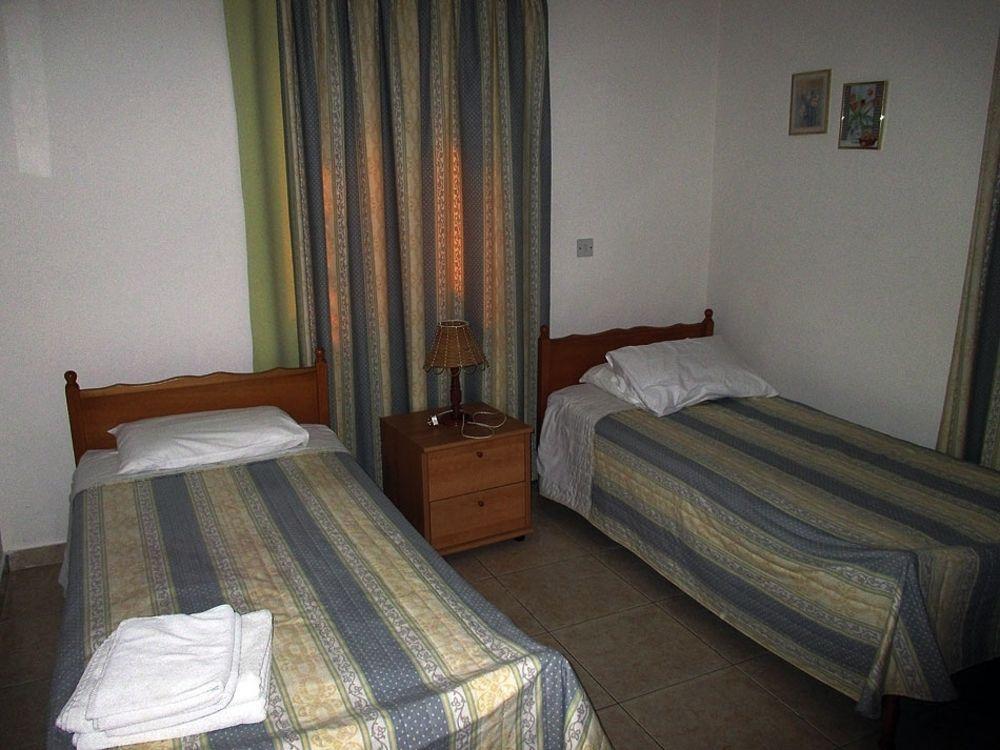 Rododafni Villas Klorakas Exteriér fotografie