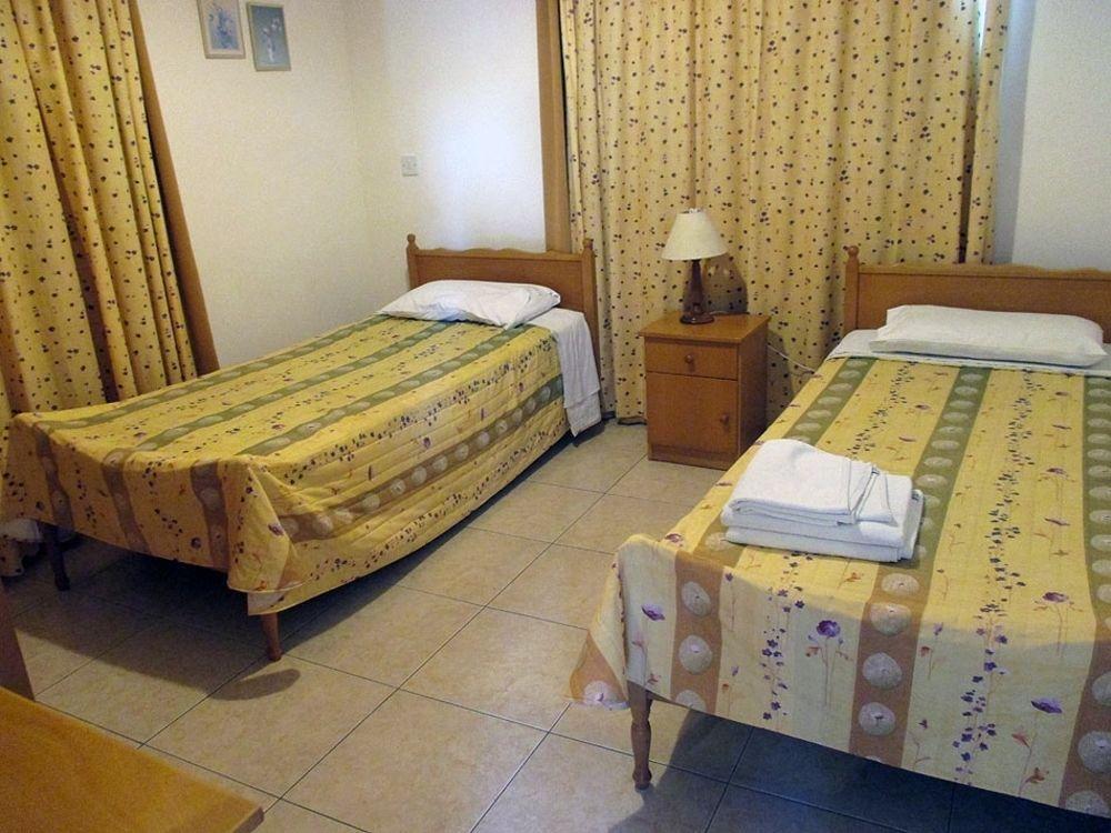 Rododafni Villas Klorakas Exteriér fotografie