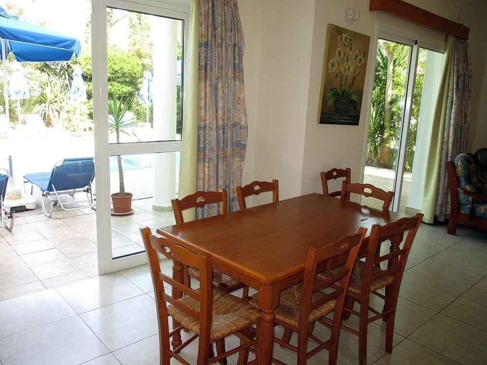 Rododafni Villas Klorakas Exteriér fotografie