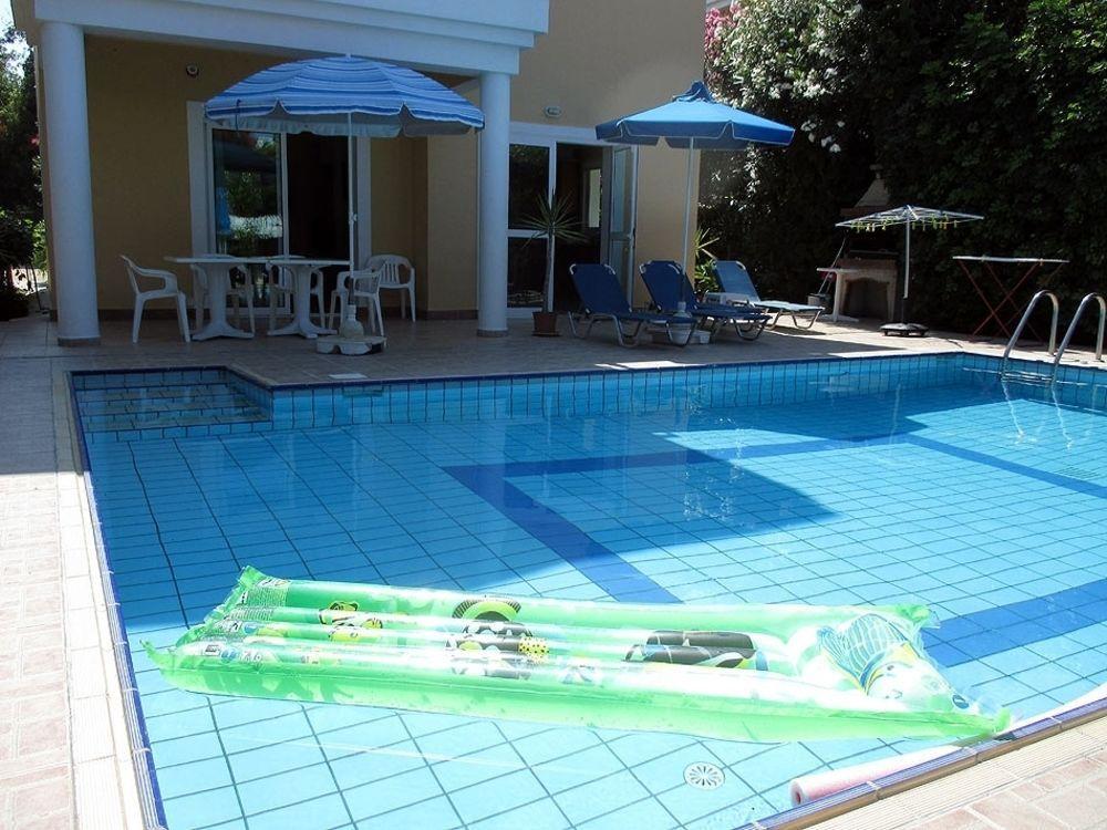 Rododafni Villas Klorakas Exteriér fotografie