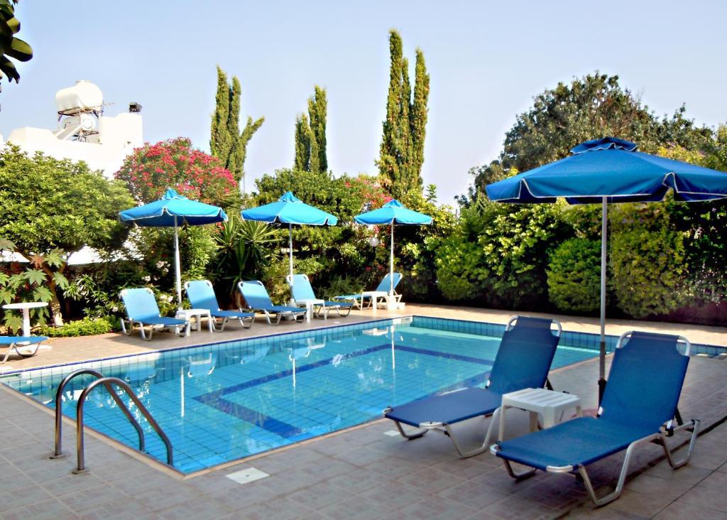 Rododafni Villas Klorakas Exteriér fotografie